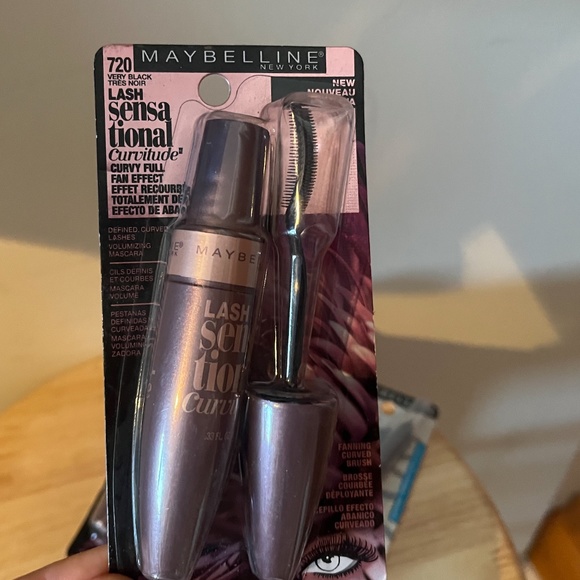 Lot of 6 eye makeup products NWT - Picture 2 of 8